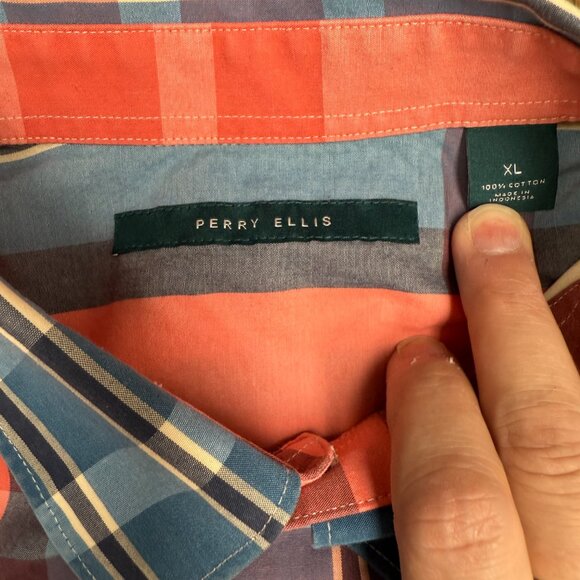 Men's PERRY ELLIS Short Sleeve Button Up Plaid‎ Dress Shirt- Size XL - Picture 4 of 6